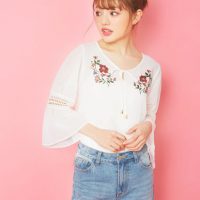花柄刺繍シフォンブラウス。プチプラで安可愛いファッションGRL（グレイル）2017春夏流行のトレンドアイテム
